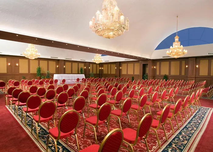 Titanic Beach - Families And Couples Only